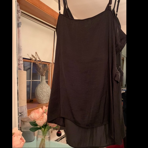 Vici Satin Twist Knot Cami - Picture 4 of 4